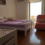 Goran's Place Hvar Town