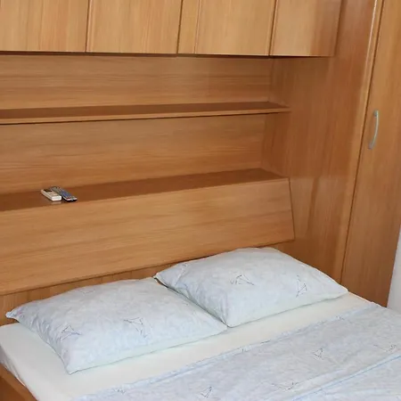 بيت ضيافة Goran's Place هفار