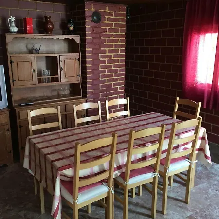 بيت ضيافة Goran's Place هفار