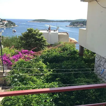 Goran's Place بيت ضيافة