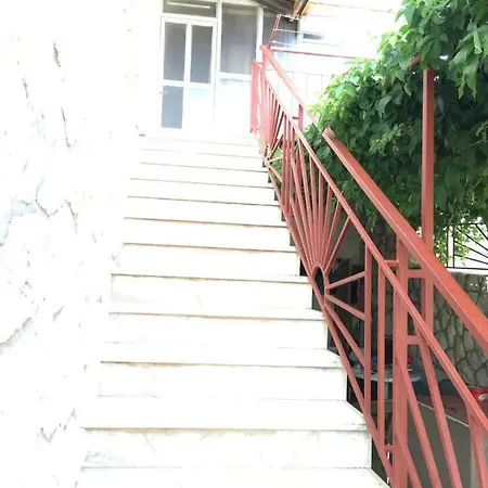 Goran's Place بيت ضيافة