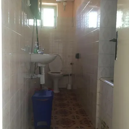 Goran's Place هفار