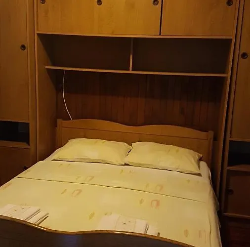 Goran's Place Pensjonat 2*