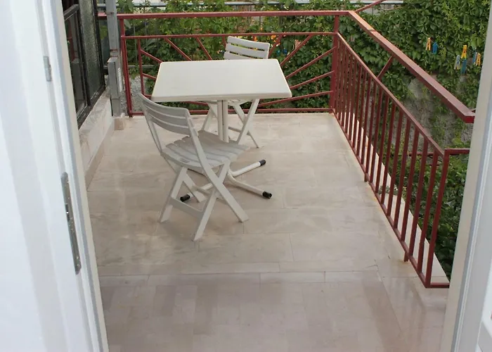 Guest house Goran's Place 2*