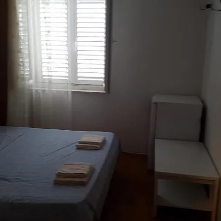 Goran's Place 2* Hvar Town