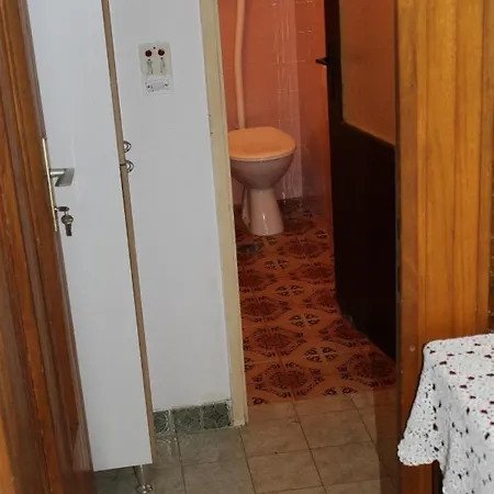 Goran's Place 2* Hvar Town