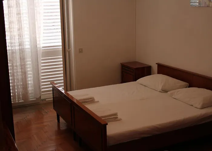 Goran's Place Hvar Town